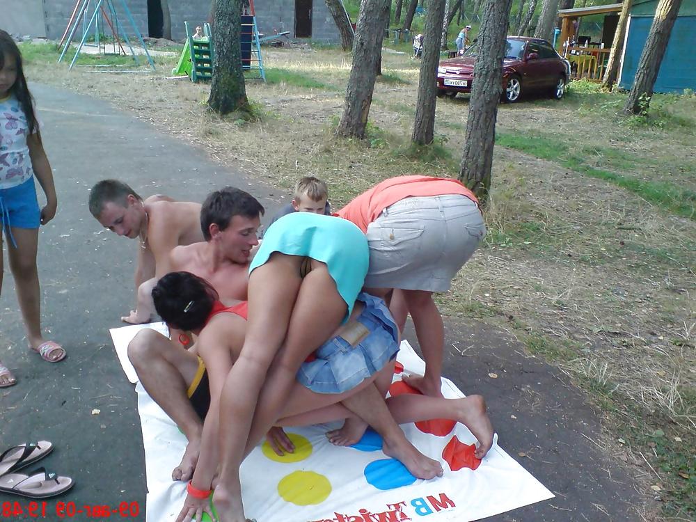 25P Outdoor pussy spy 7