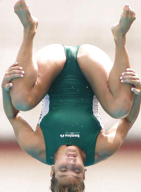 25P Oops and Athletic Erotica By twistedworlds
