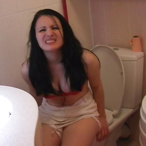 24P Constipated Girls...Straining Days 1