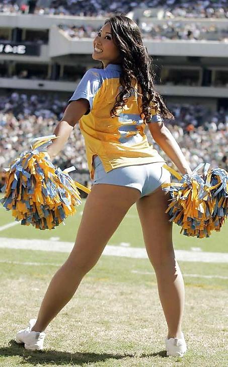 25P Cheerleaders erotica 3 By twistedworlds