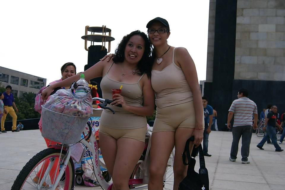25P World Naked Bike Ride Mexico 2014