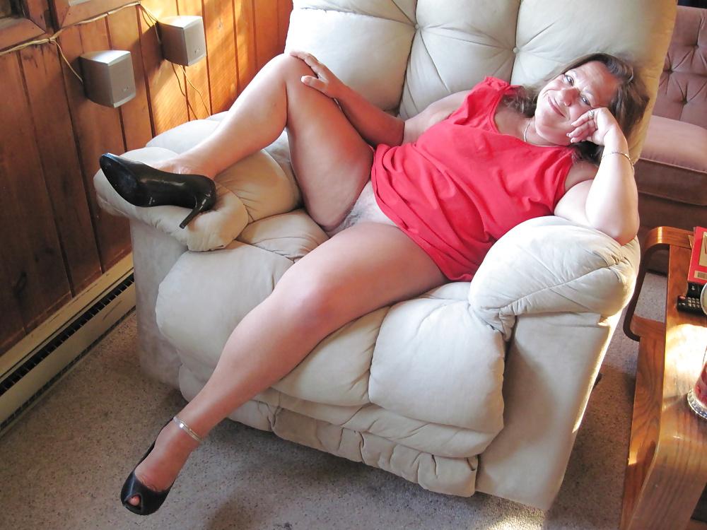 25P Lucky Lucy Grant in heels