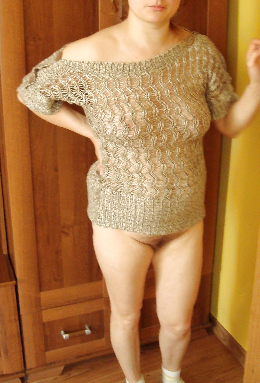 8P Amateurs spread legs and show  their pussy tits