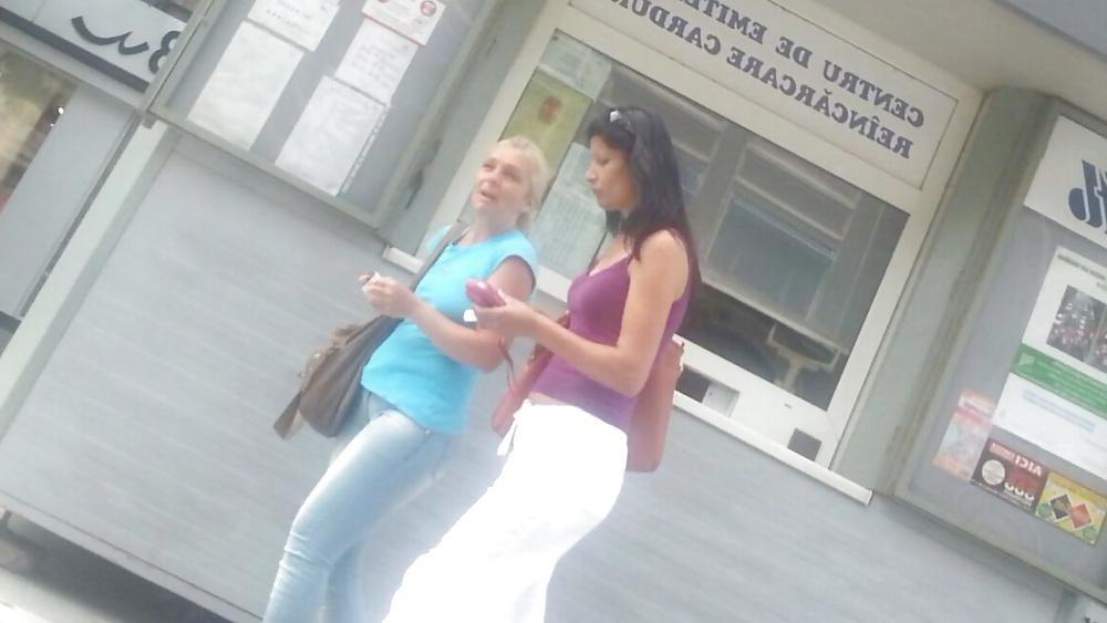 20P Spy old + young feet and face romanian
