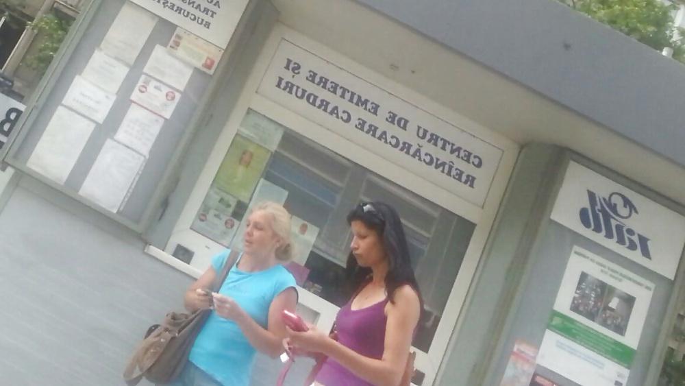 20P Spy old + young feet and face romanian