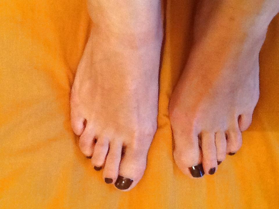 21P Miss S - Feet Show off day -