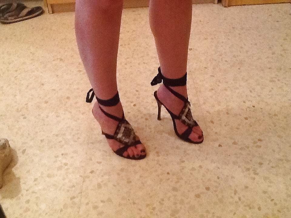 21P Miss S - Feet Show off day -
