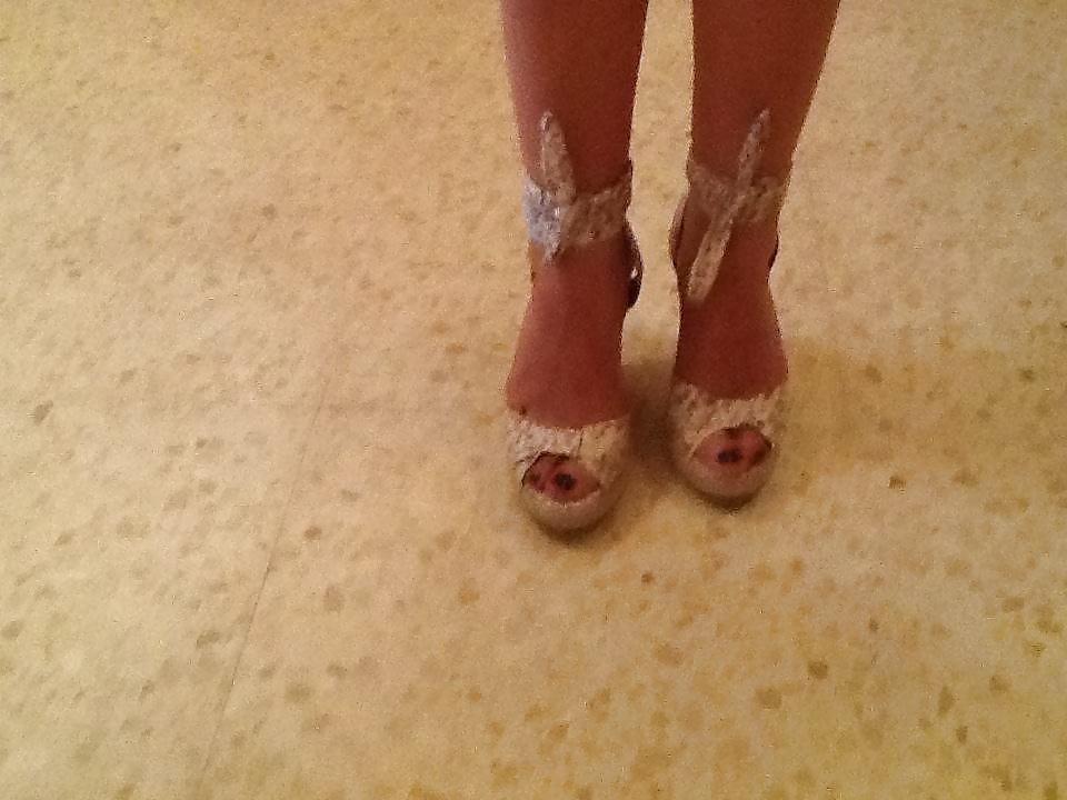21P Miss S - Feet Show off day -