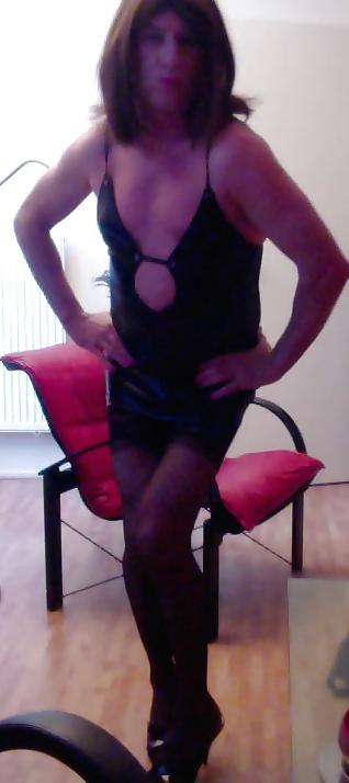 25P Lucys's Shiny  black dress 