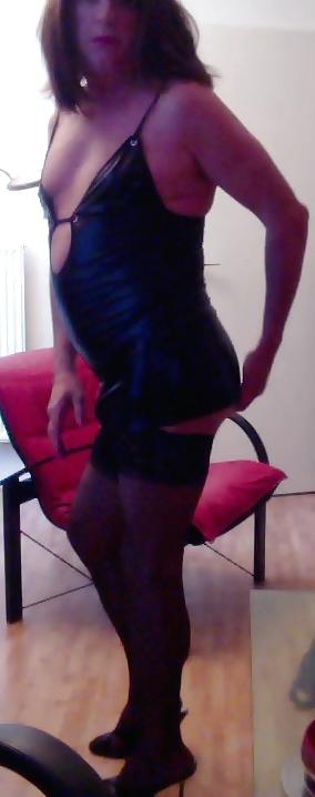 25P Lucys's Shiny  black dress 