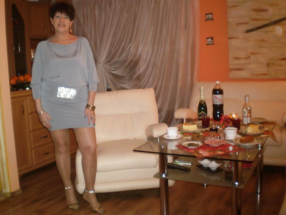 5P Slut Danuta in shiny Pantyhose