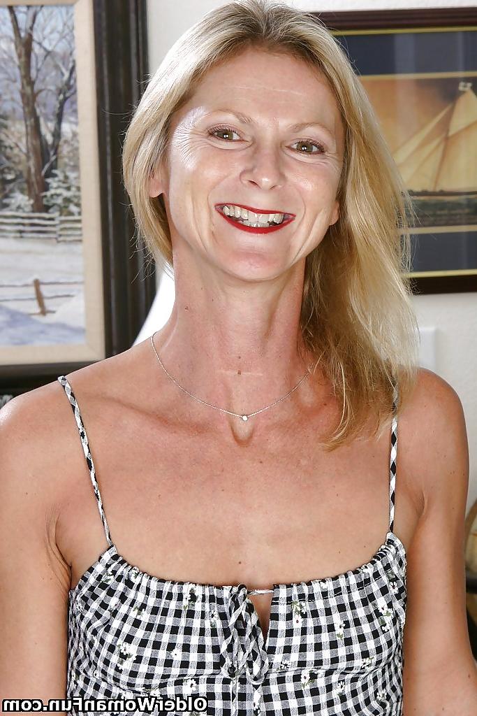 16P Over 50 milf Terry from OlderWomanFun