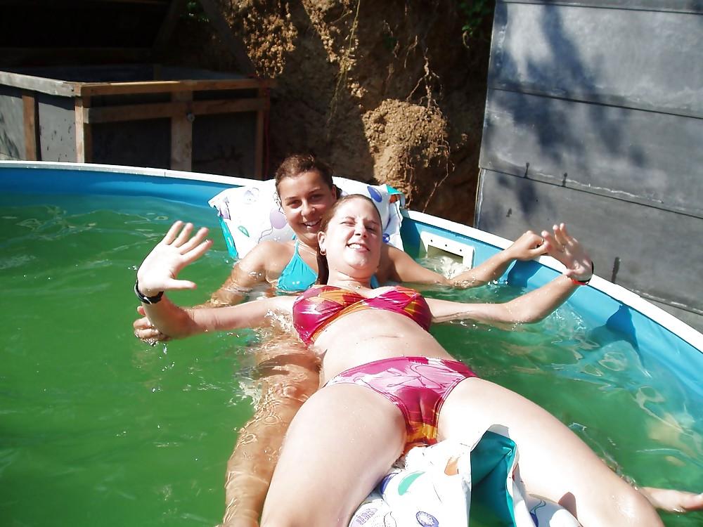 20P Camel toes-1