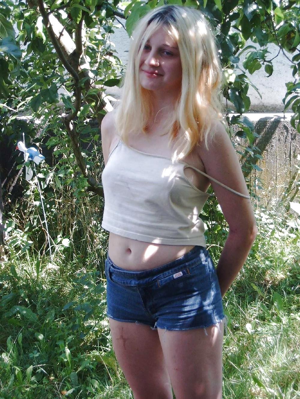 25P Who Likes Short Shorts? We Like Short Shorts! - Vol. 2