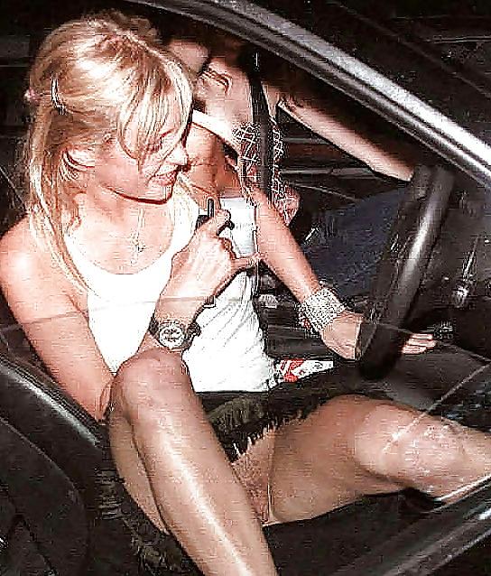 25P Celebs Upskirt Out of the Car