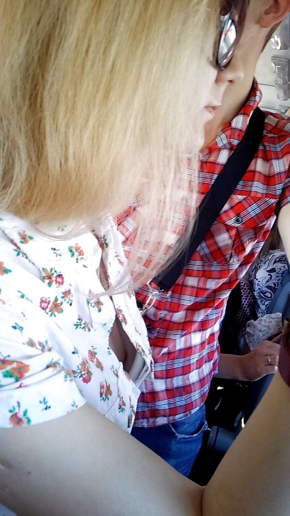 25P Downblouse