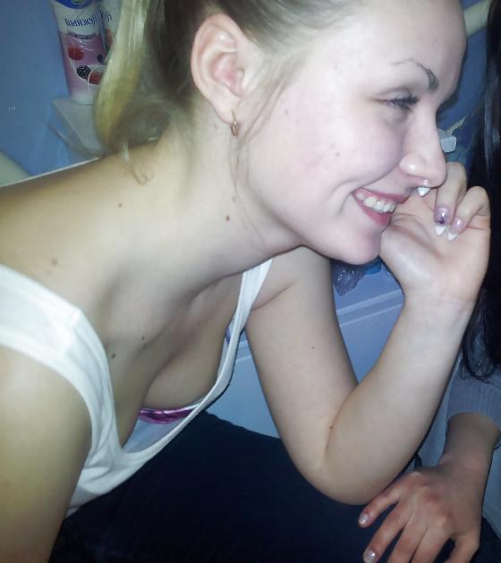 25P Downblouse