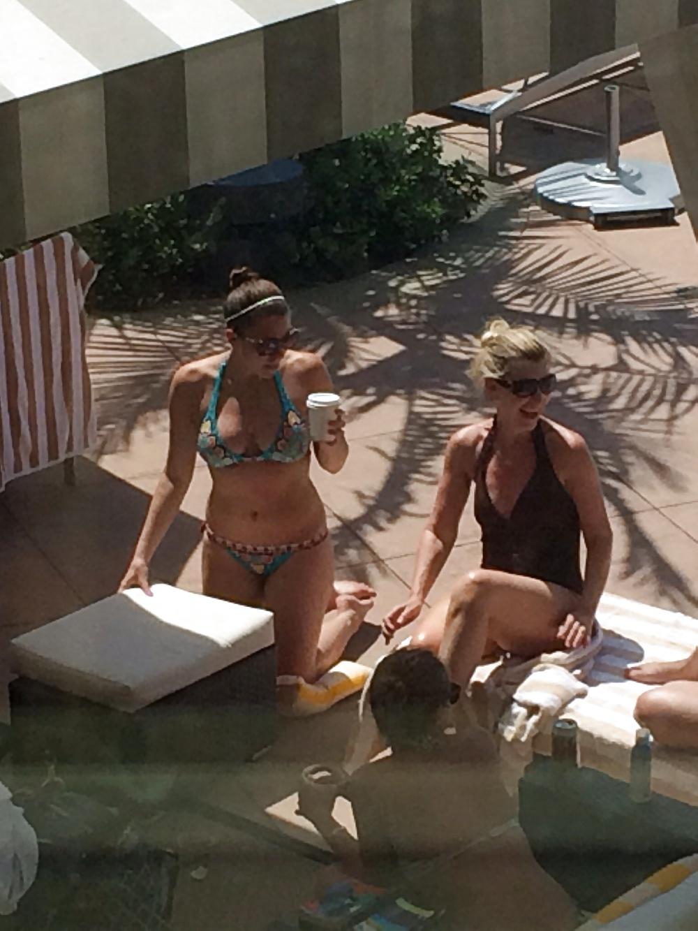 25P Girls at the hotel pool