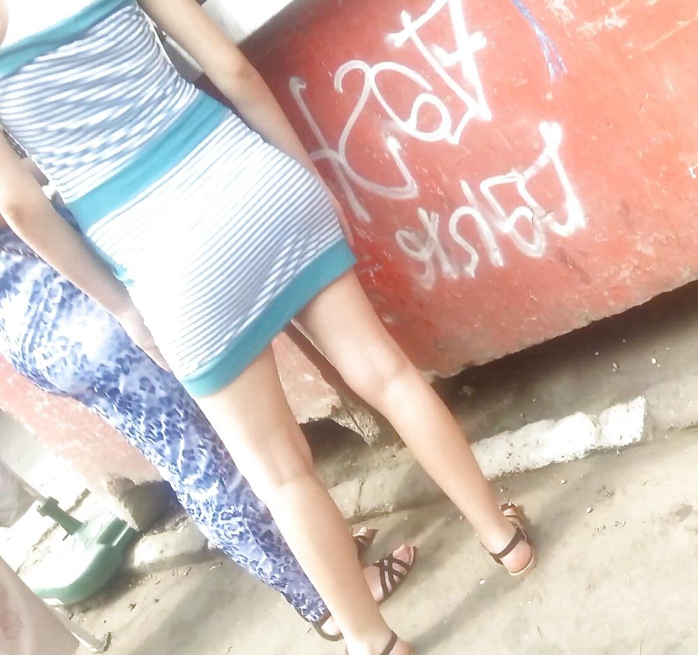 4P Sexy teens skirt and feet romanian