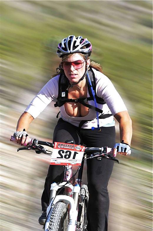 25P Sport #rec Camel Toes Pussy Ass Crotches Voyeur HQ09