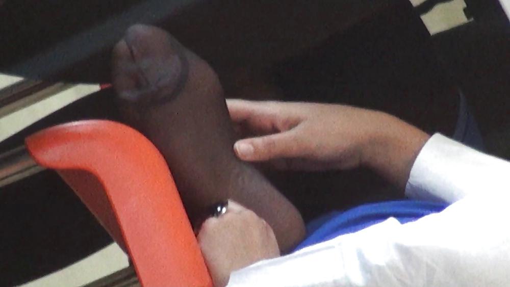 4P Candid nylon feet at airport 