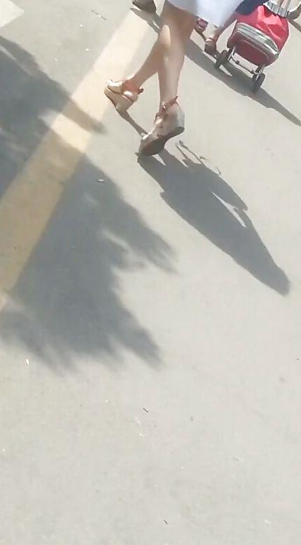 19P Spy old + young feet and legs romanian