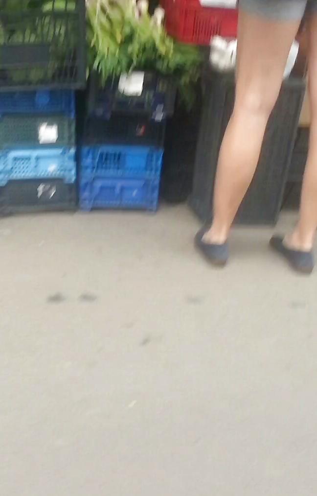 19P Spy old + young feet and legs romanian