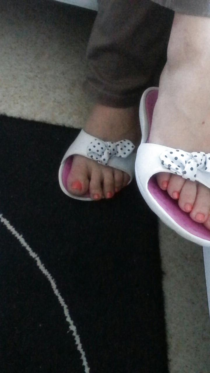 25P French lover wife pink feet toes