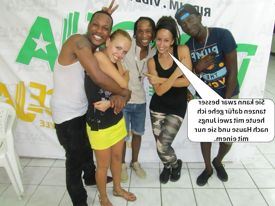 25P German Captions for nylonandleggins of swaggi maggi