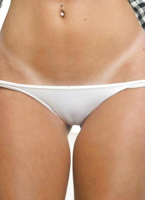 25P Camel Toes 3