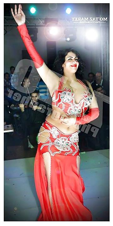 25P Shams belly dancer last hot pictures 2014