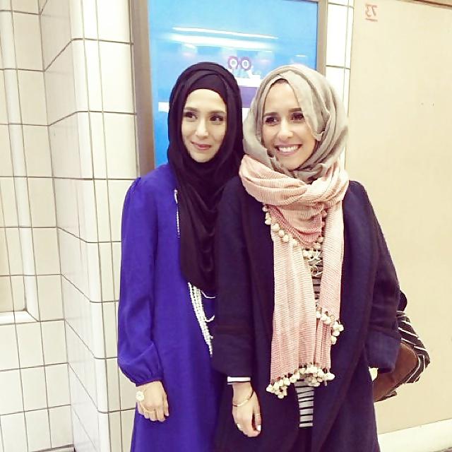 25P Cute hijab girl ... show her some love