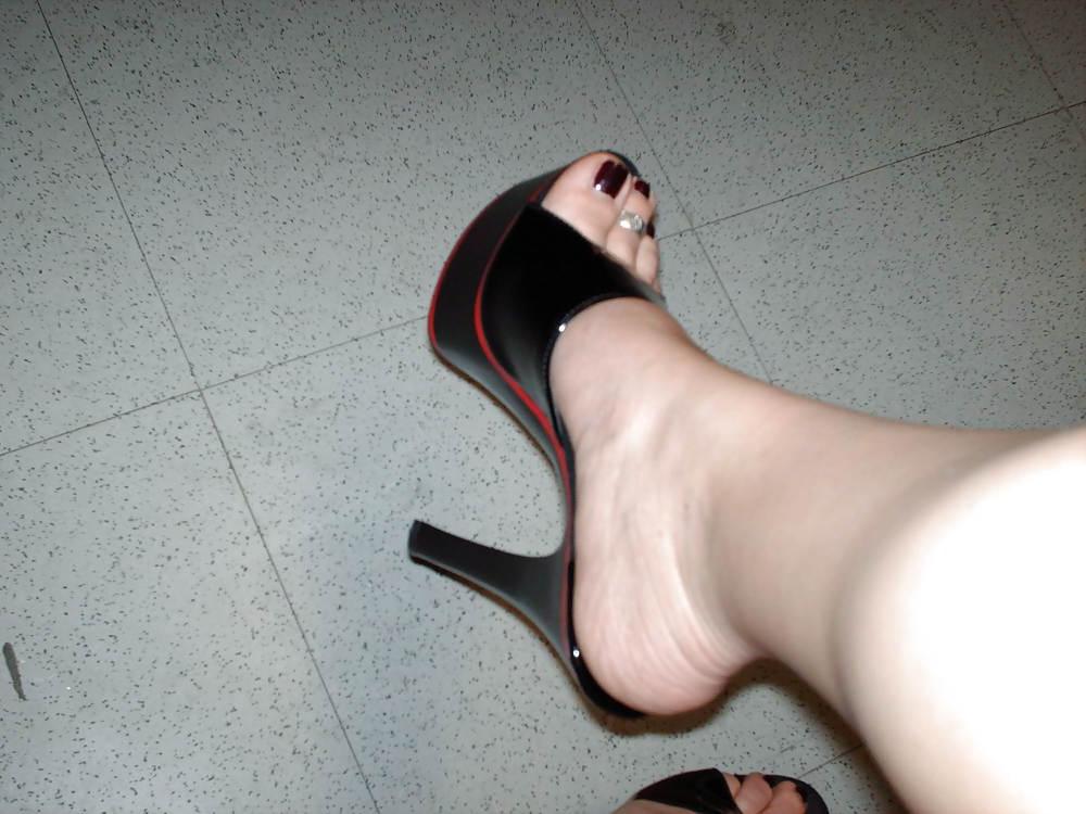 25P HighHeeled Hooker That Comes To My Business