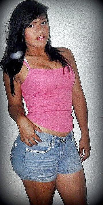25P NENITAS  LATINAS HOT  EN SHORTS.