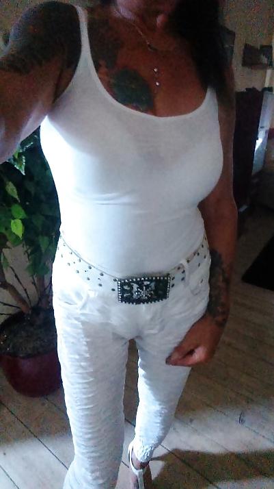 21P Camel Toes