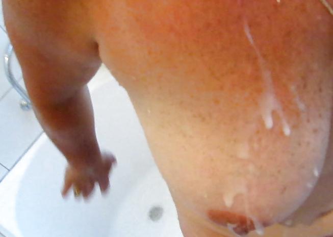 18P Cumming over Michelle while in the shower... mmmmmmmm