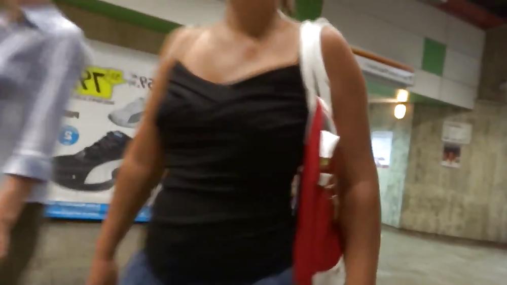 23P Spy subway old + young boobs romanian