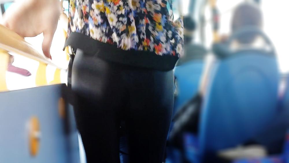 25P Teen Ass In Spandex Leggings 2