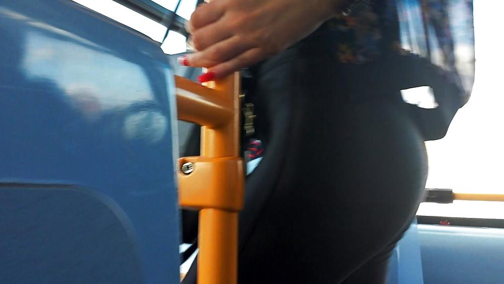 25P Teen Ass In Spandex Leggings 2