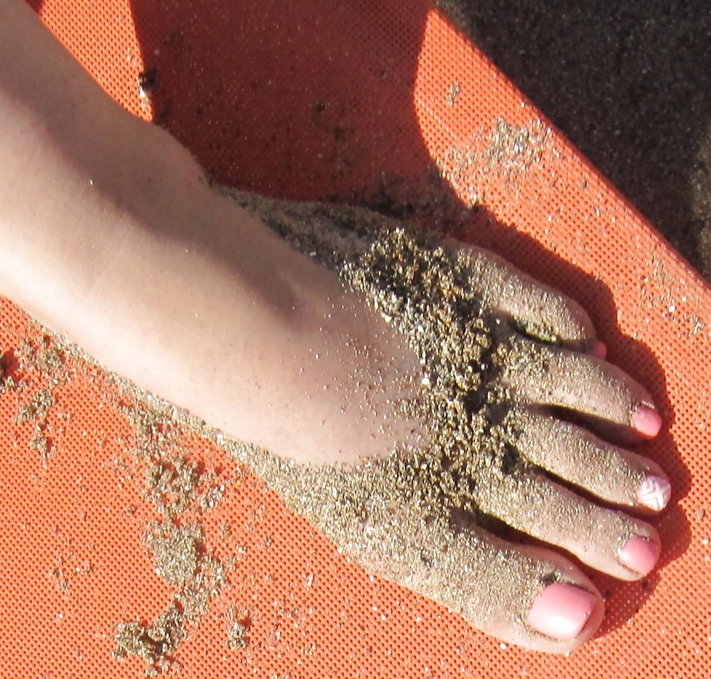 25P Beach candids 7