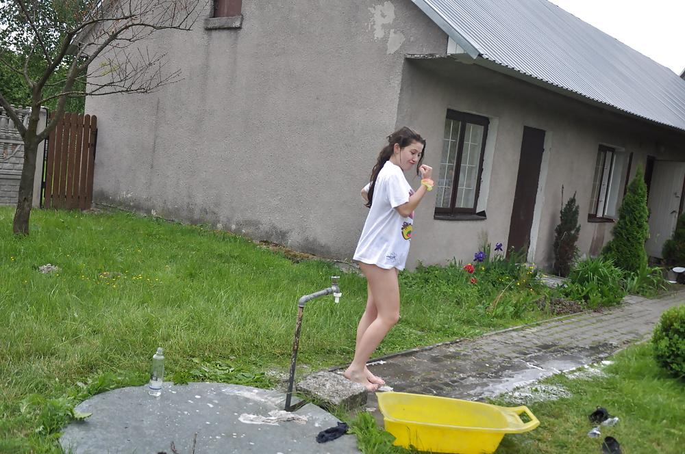 25P Bikini wet game