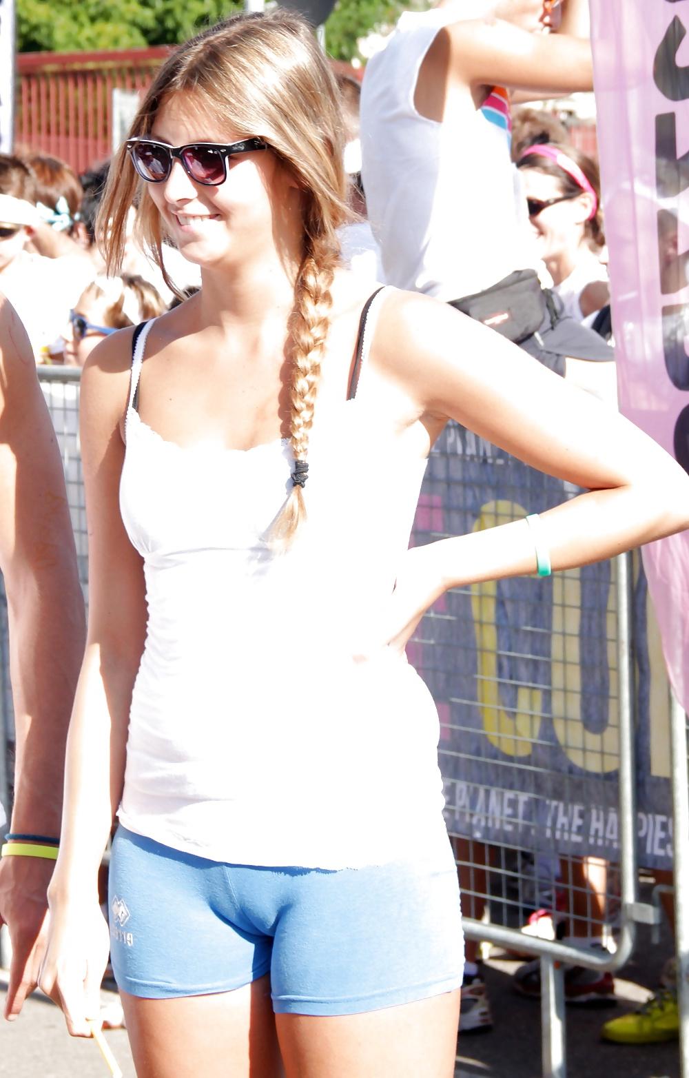 25P Candid short