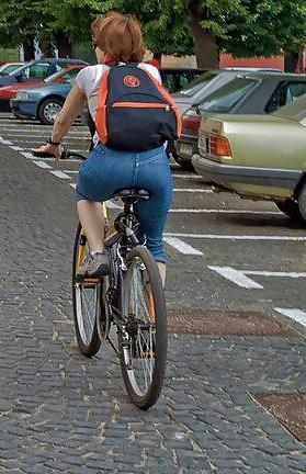 17P Spy bike old + young romanian