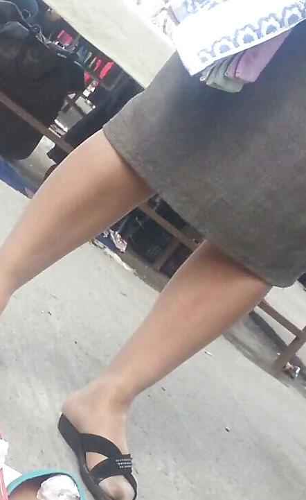 12P Spy old + young feet and legs romanian
