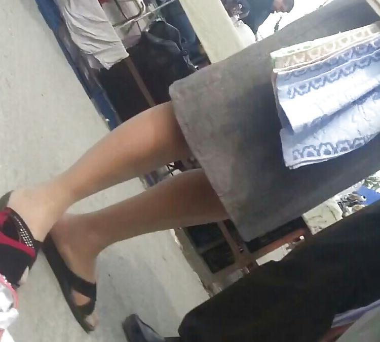 12P Spy old + young feet and legs romanian
