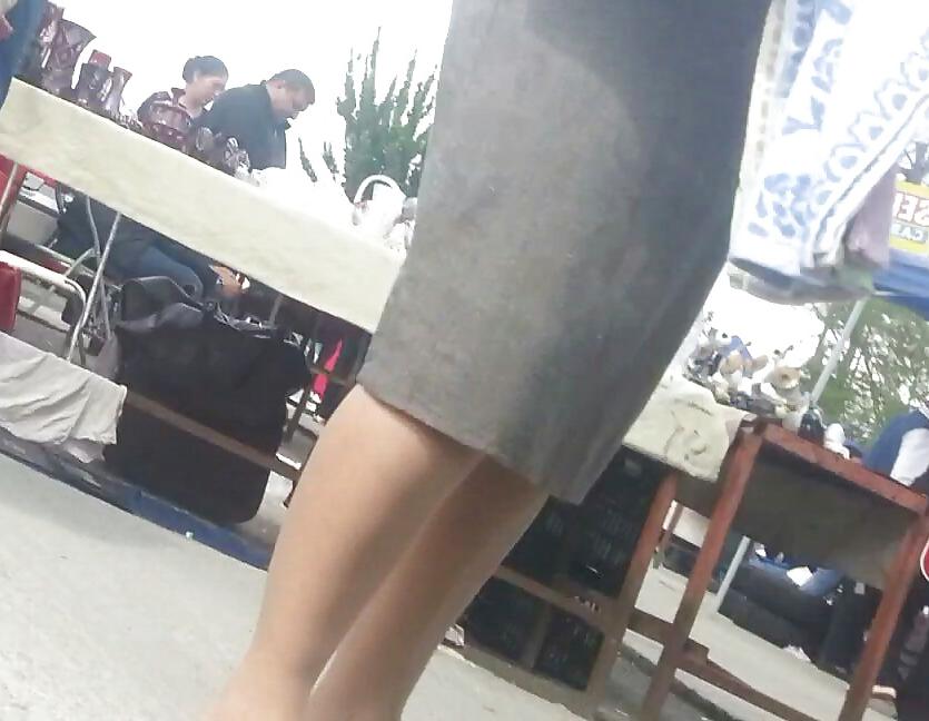 12P Spy old + young feet and legs romanian