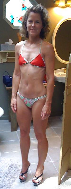 25P Wives and girlfriends in hooker heels