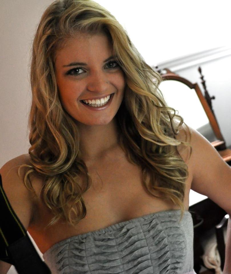 12P New pics of the perfect sluts Hailey and Donna