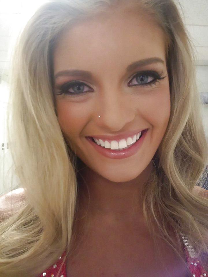 12P New pics of the perfect sluts Hailey and Donna