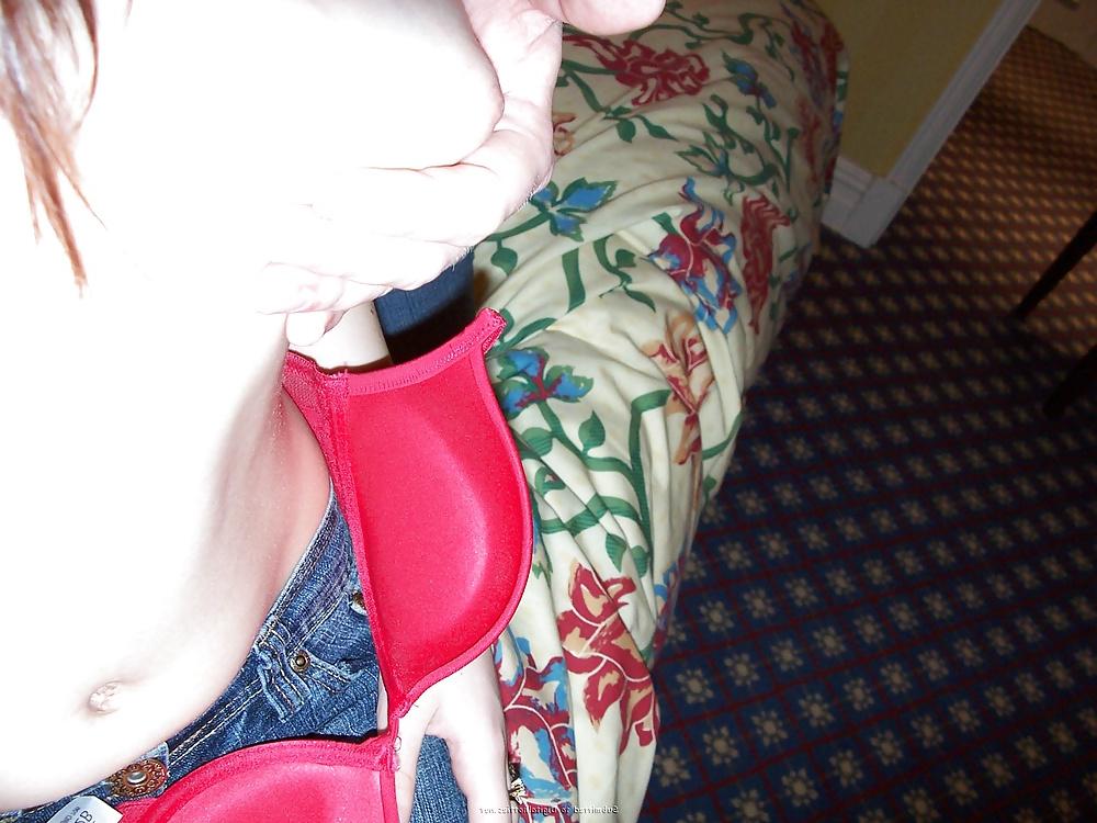 25P Perfect Brunette - Lost Camera